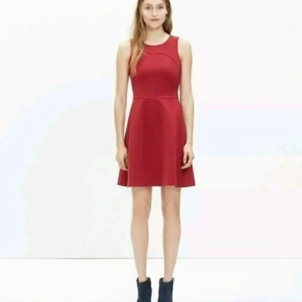 Madewell‎ Adore Dress, Sleeveless, A Line, Fit Flare, Knee Length, Red, Size 4